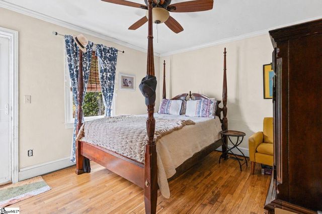 106 Lenore Avenue, Greenville, SC 29617