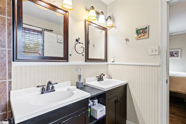 106 Lenore Avenue, Greenville, SC 29617