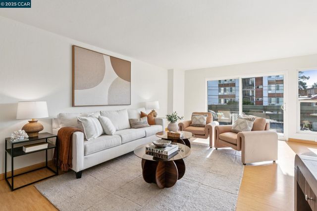 500 Vernon 102, Oakland, CA 94610