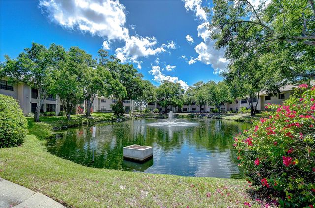 2139 ELM STREET 308, Dunedin, FL 34698