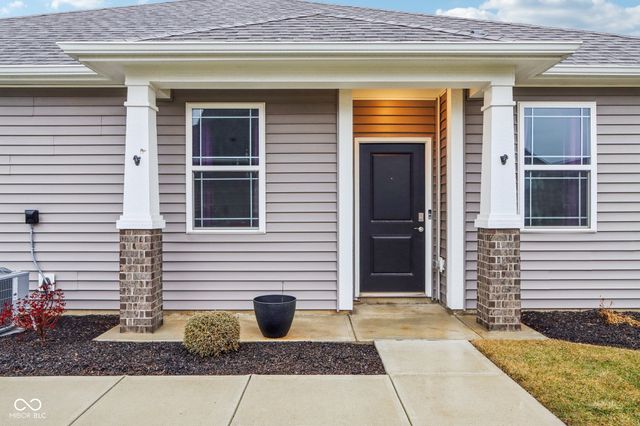 6433 Wasco Drive, Whitestown, IN 46075