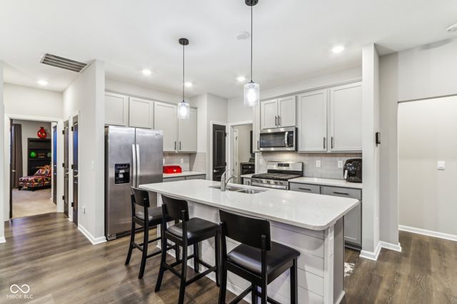 6433 Wasco Drive, Whitestown, IN 46075