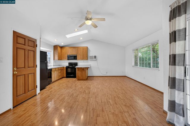 1836 Farm Bureau Rd, Concord, CA 94519