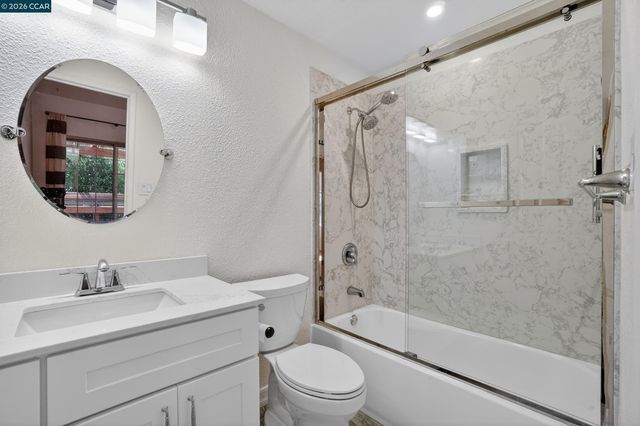 1836 Farm Bureau Rd, Concord, CA 94519