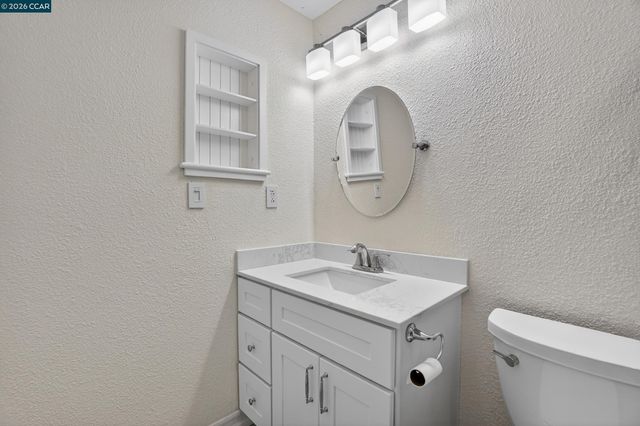 1836 Farm Bureau Rd, Concord, CA 94519