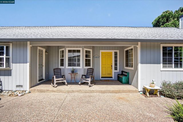 1836 Farm Bureau Rd, Concord, CA 94519