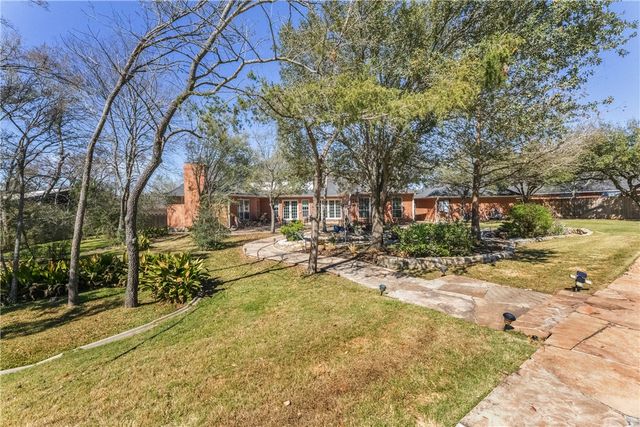 2926 Camille Drive, College Station, TX 77845