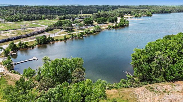 79 Walnut Street, Badin, NC 28009