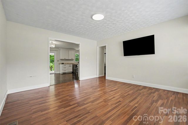 79 Walnut Street, Badin, NC 28009