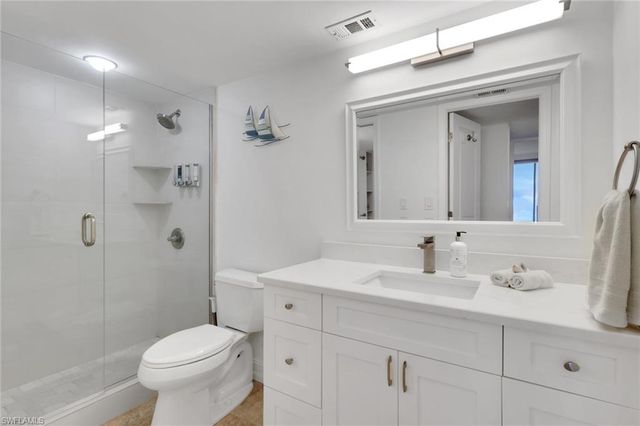 5 Bluebill AVE 504, Naples, FL 34108