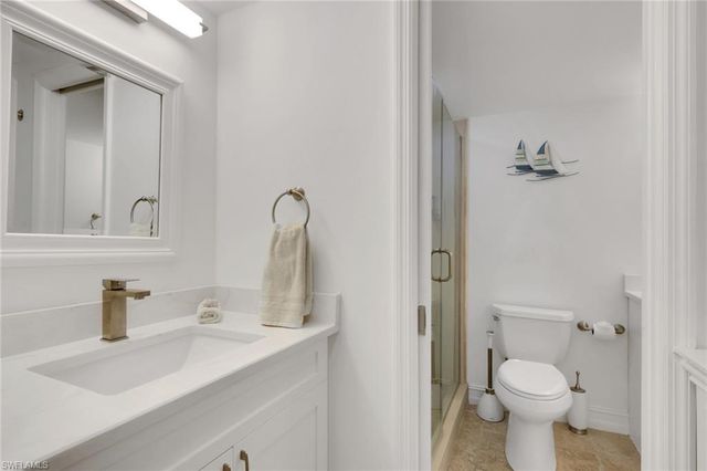 5 Bluebill AVE 504, Naples, FL 34108