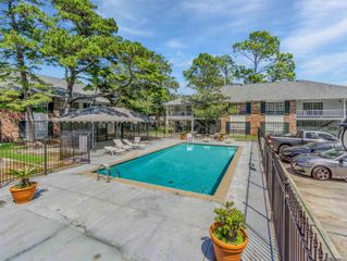 10438 Jefferson Hwy #G, Baton Rouge, LA 70809