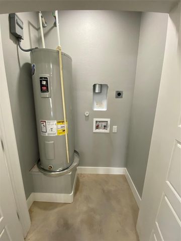 1004 W Hanna Street, Denison, TX 75020