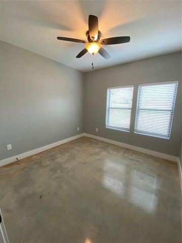 1004 W Hanna Street, Denison, TX 75020