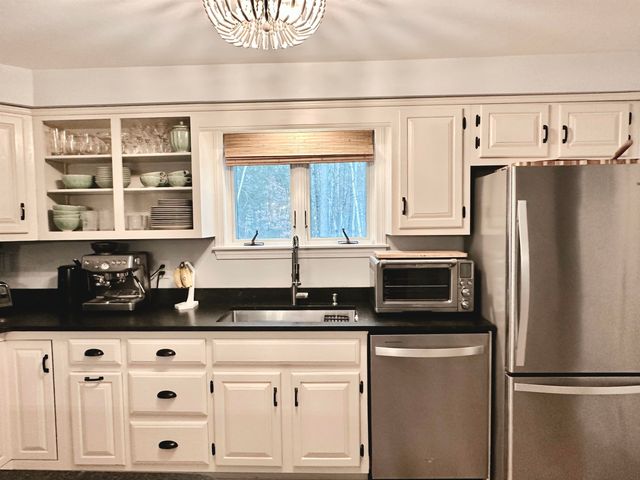 153 Coffin Rd Unit 5, Epping, NH 03042