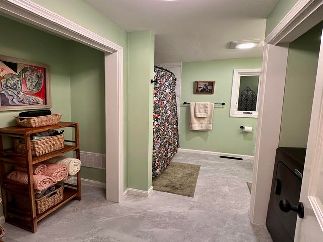 153 Coffin Rd Unit 5, Epping, NH 03042