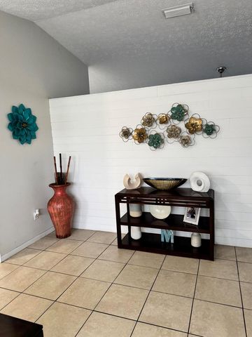 749 SW Mccracken Avenue, Port St. Lucie, FL 34953