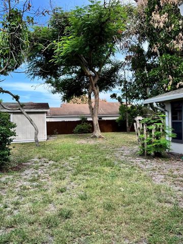 749 SW Mccracken Avenue, Port St. Lucie, FL 34953