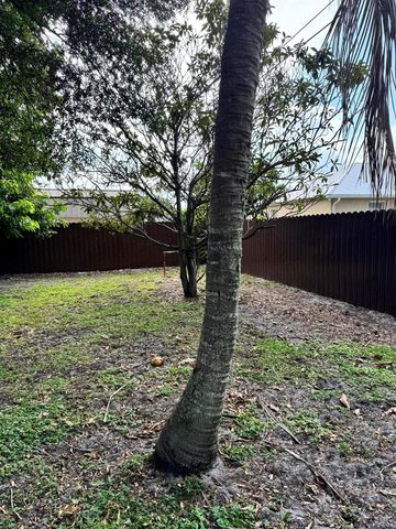 749 SW Mccracken Avenue, Port St. Lucie, FL 34953