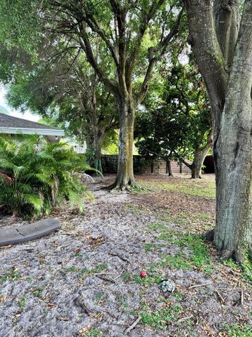 749 SW Mccracken Avenue, Port St. Lucie, FL 34953