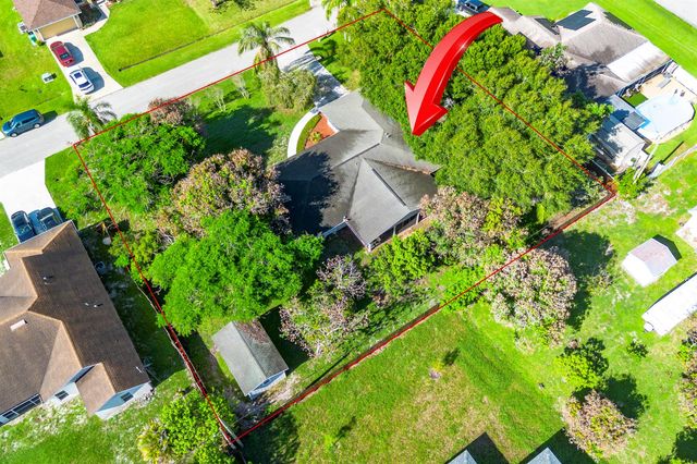 749 SW Mccracken Avenue, Port St. Lucie, FL 34953