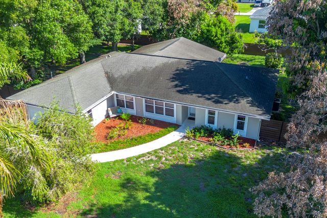 749 SW Mccracken Avenue, Port St. Lucie, FL 34953