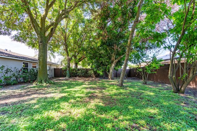 749 SW Mccracken Avenue, Port St. Lucie, FL 34953