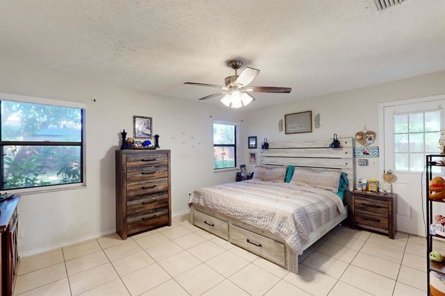 749 SW Mccracken Avenue, Port St. Lucie, FL 34953