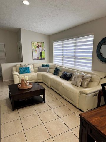 749 SW Mccracken Avenue, Port St. Lucie, FL 34953