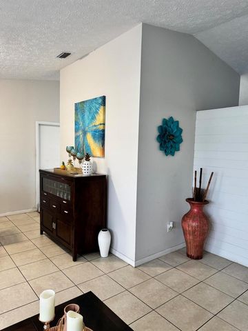 749 SW Mccracken Avenue, Port St. Lucie, FL 34953