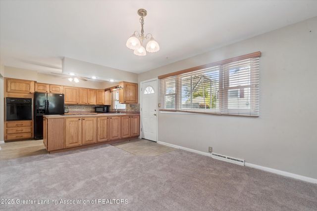 3333 W Willow Street, Lansing, MI 48917