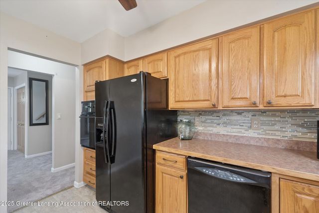 3333 W Willow Street, Lansing, MI 48917