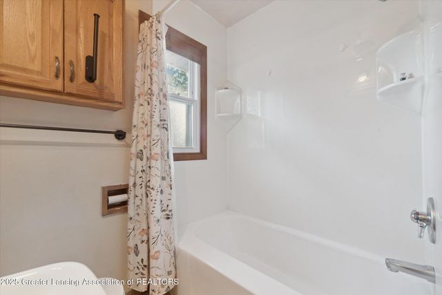 3333 W Willow Street, Lansing, MI 48917