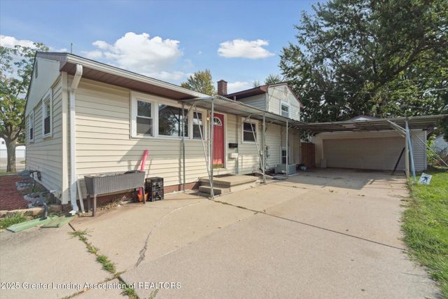 3333 W Willow Street, Lansing, MI 48917