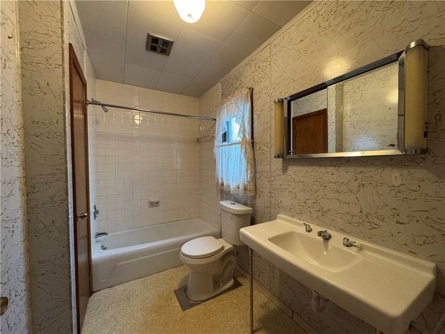 107 Arbutus Street, Rochester, NY 14609