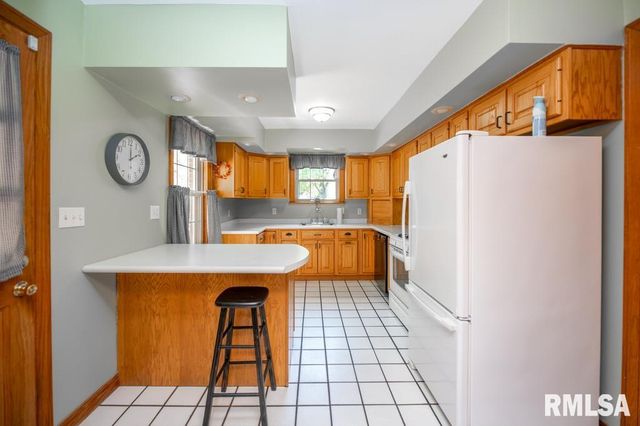 808 PARK Avenue, Pekin, IL 61554