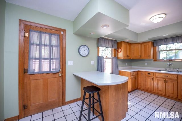 808 PARK Avenue, Pekin, IL 61554