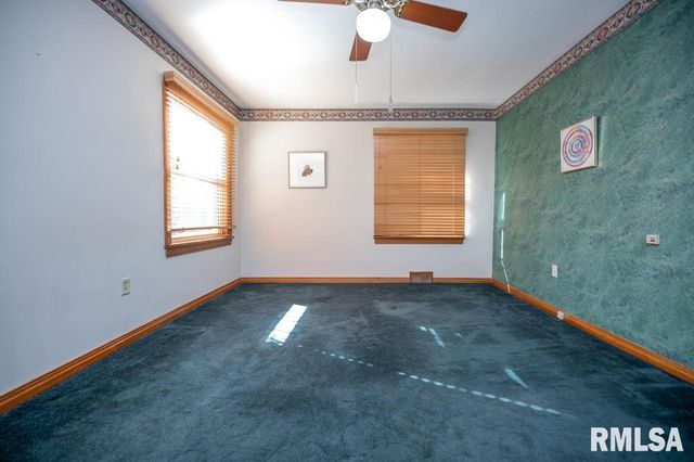 808 PARK Avenue, Pekin, IL 61554