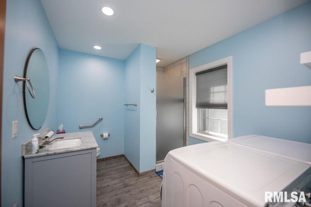 808 PARK Avenue, Pekin, IL 61554