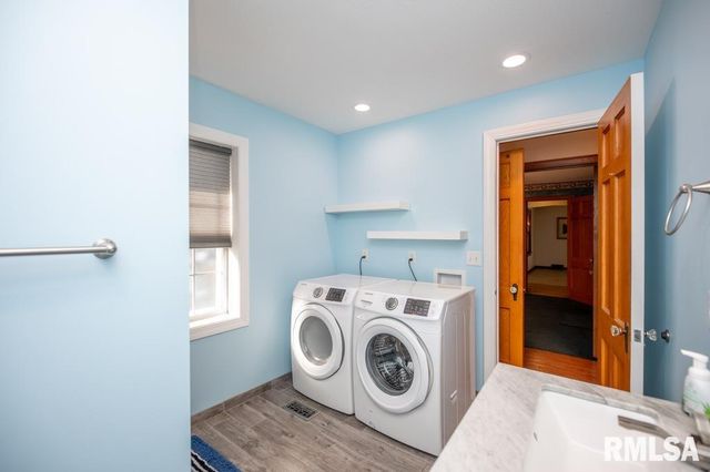 808 PARK Avenue, Pekin, IL 61554