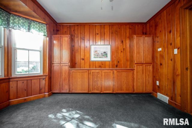 808 PARK Avenue, Pekin, IL 61554