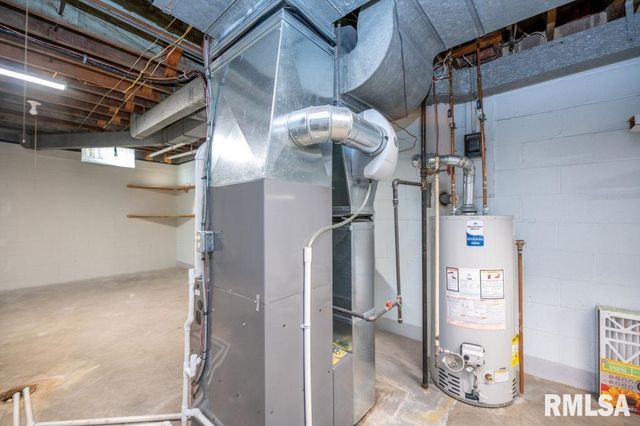 808 PARK Avenue, Pekin, IL 61554