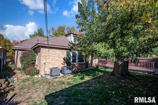 808 PARK Avenue, Pekin, IL 61554