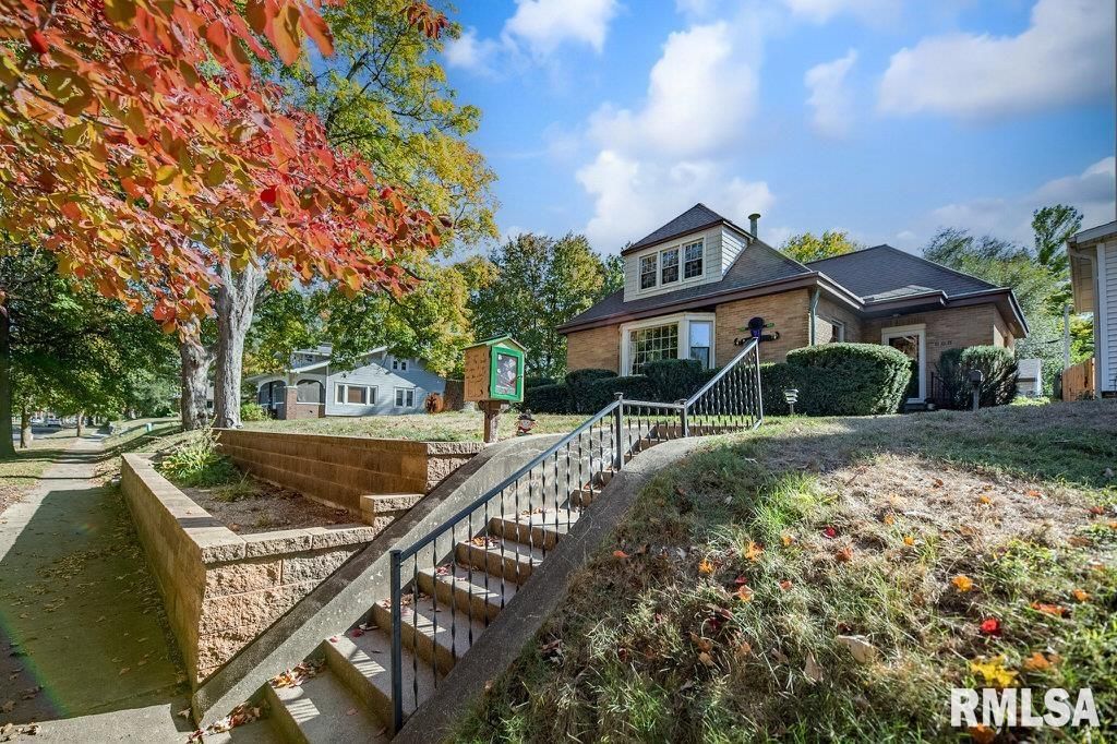 808 PARK Avenue, Pekin, IL 61554