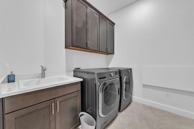 4631 Valley Terrace Cir, Folsom, CA 95630