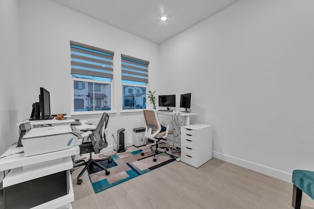 4631 Valley Terrace Cir, Folsom, CA 95630