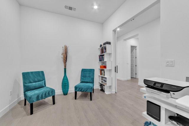 4631 Valley Terrace Cir, Folsom, CA 95630