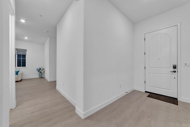 4631 Valley Terrace Cir, Folsom, CA 95630