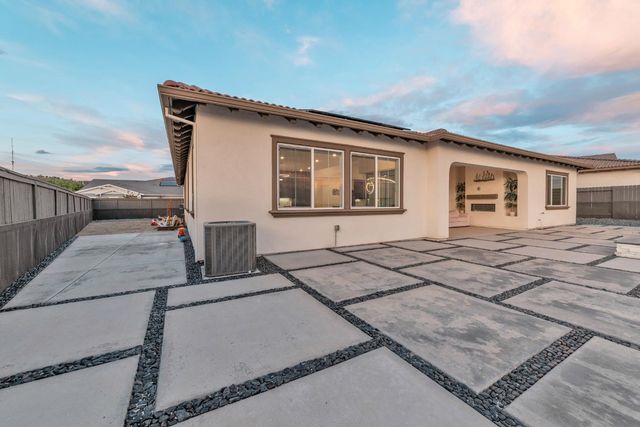 4631 Valley Terrace Cir, Folsom, CA 95630