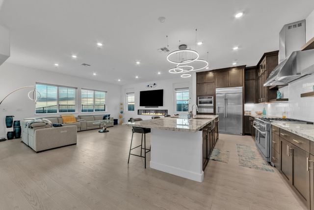 4631 Valley Terrace Cir, Folsom, CA 95630